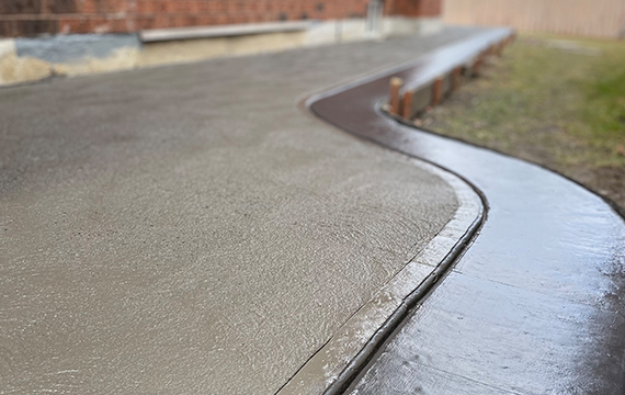plain-concrete-banner